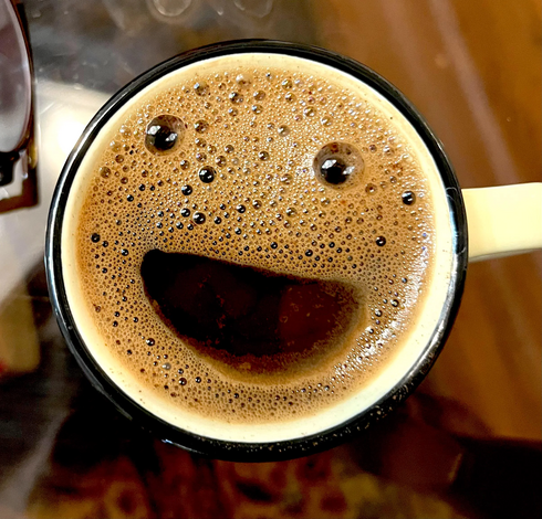 Eine Tasse Kaffee
Schönen guten Morgen meine Lieben, ich wünsche euch einen fantastischen Tag 😊💖☕️