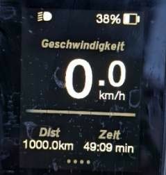 Pedelec Display zeigt 1000 km bei 49:09 h Fahrzeit